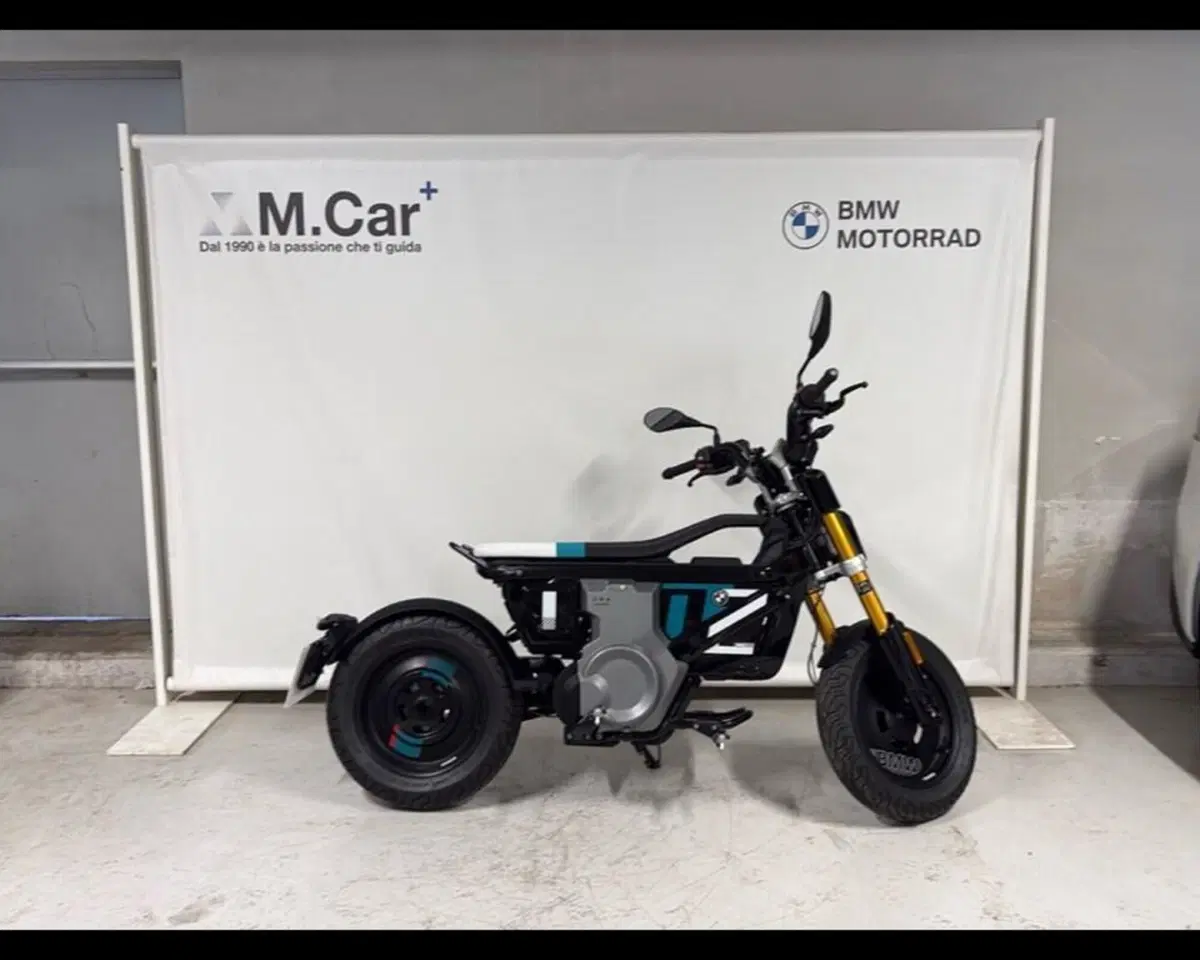 Bmw CE 02 (2024 - 26) (4)