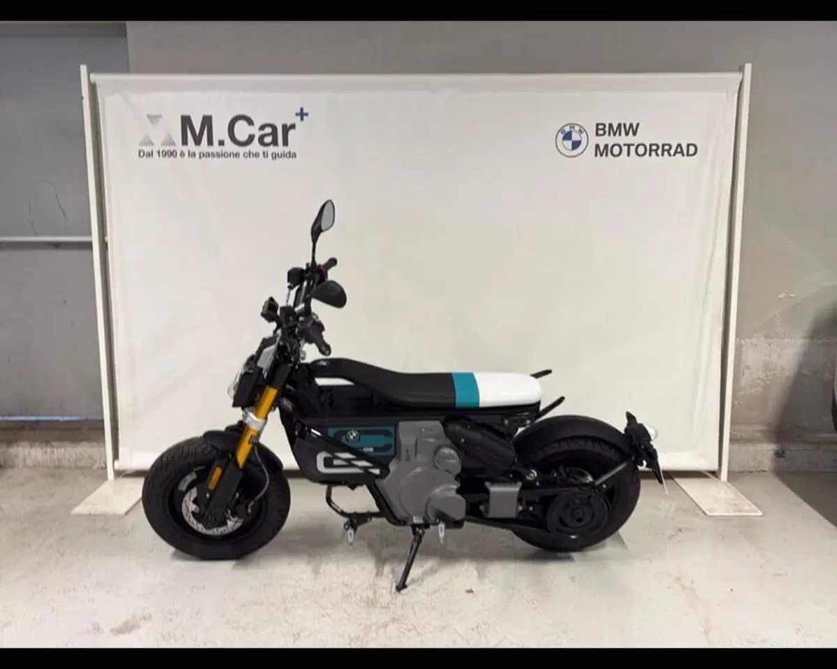 Bmw CE 02 (2024 - 26) (8)
