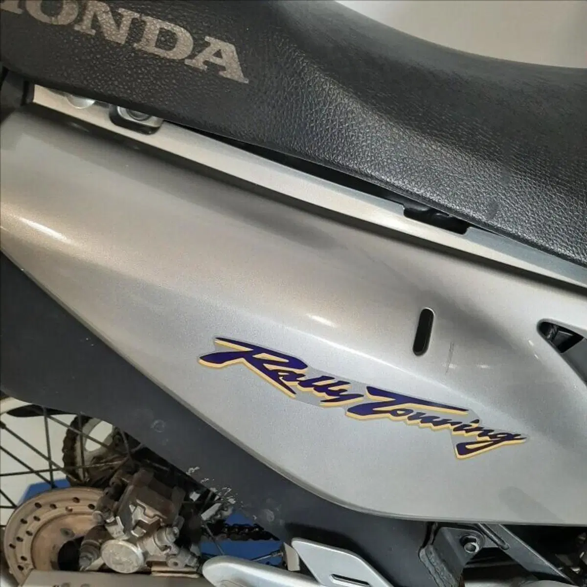 Honda Transalp XL 650V (2000 - 04) (9)