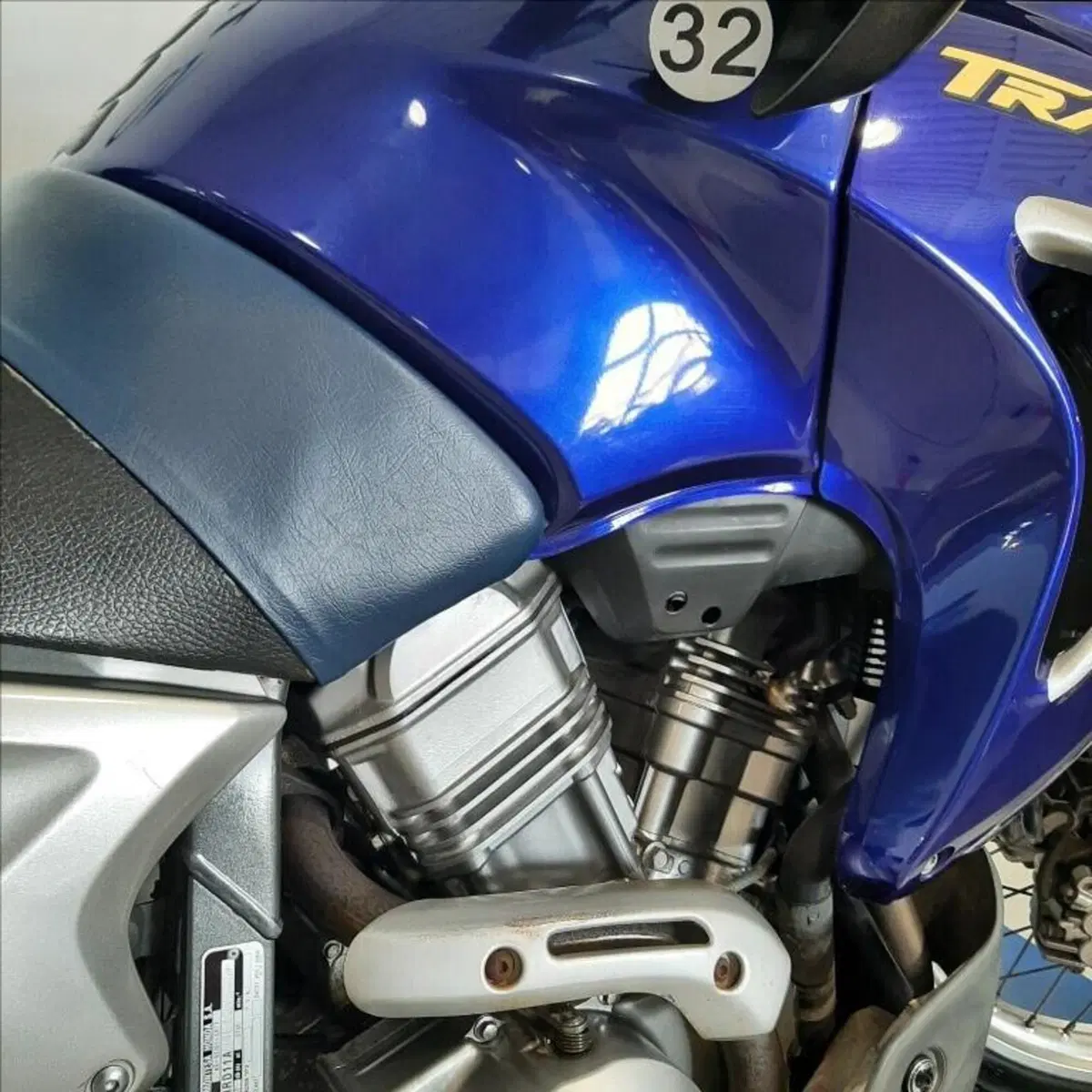 Honda Transalp XL 650V (2000 - 04) (11)