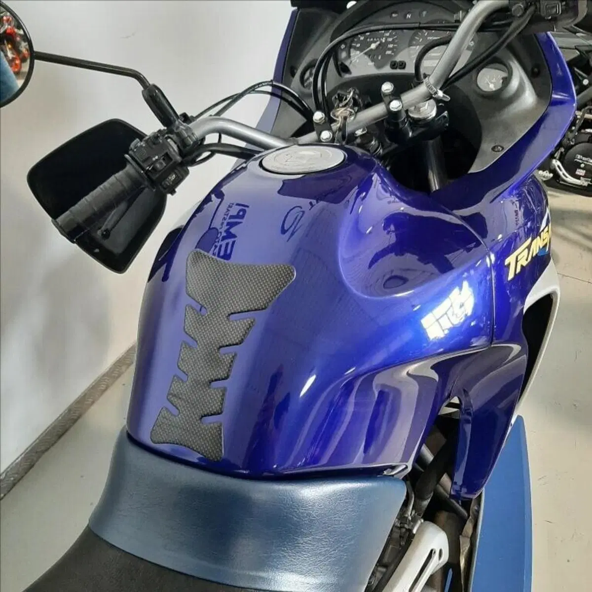 Honda Transalp XL 650V (2000 - 04) (15)