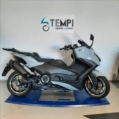 Yamaha T-Max 560 Tech Max (2025 - 26) usata