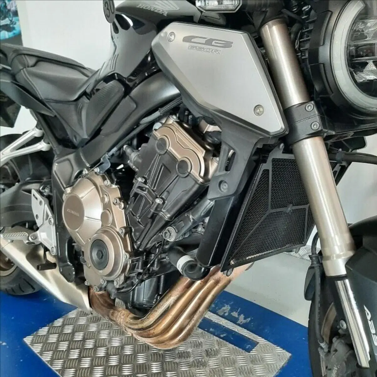Honda CB 650 R (2019 - 20) (5)