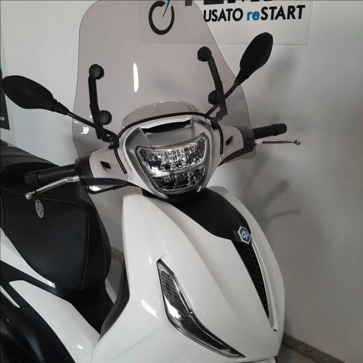Piaggio Beverly 300 S ABS-ASR (2021 - 25) (4)