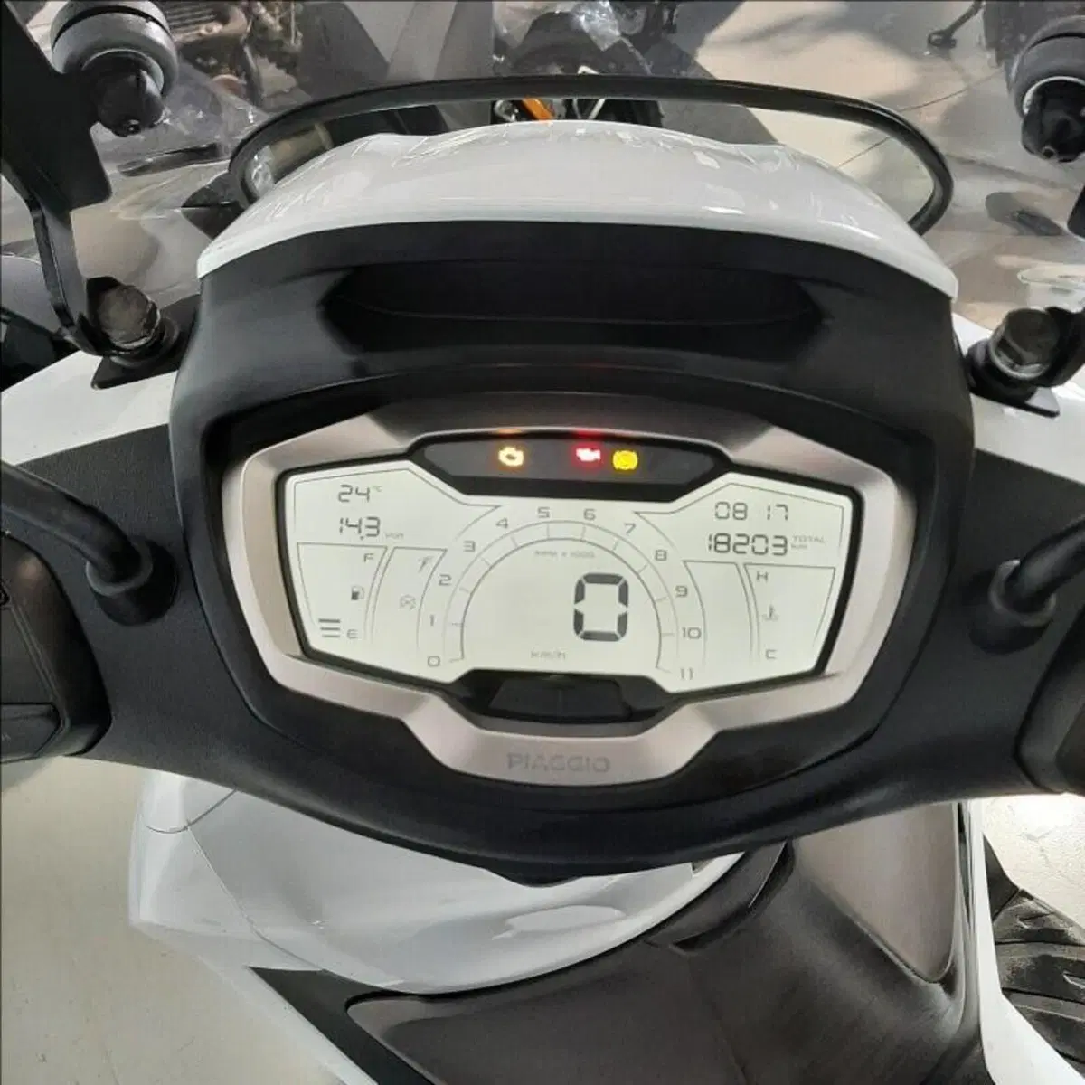 Piaggio Beverly 300 S ABS-ASR (2021 - 25) (11)