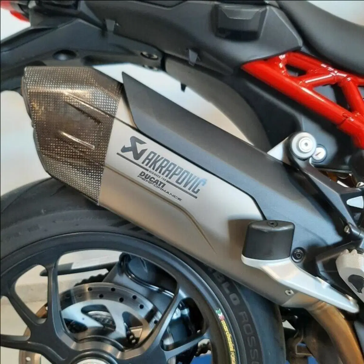 Ducati Multistrada V4 Pikes Peak (2021 - 24) (12)