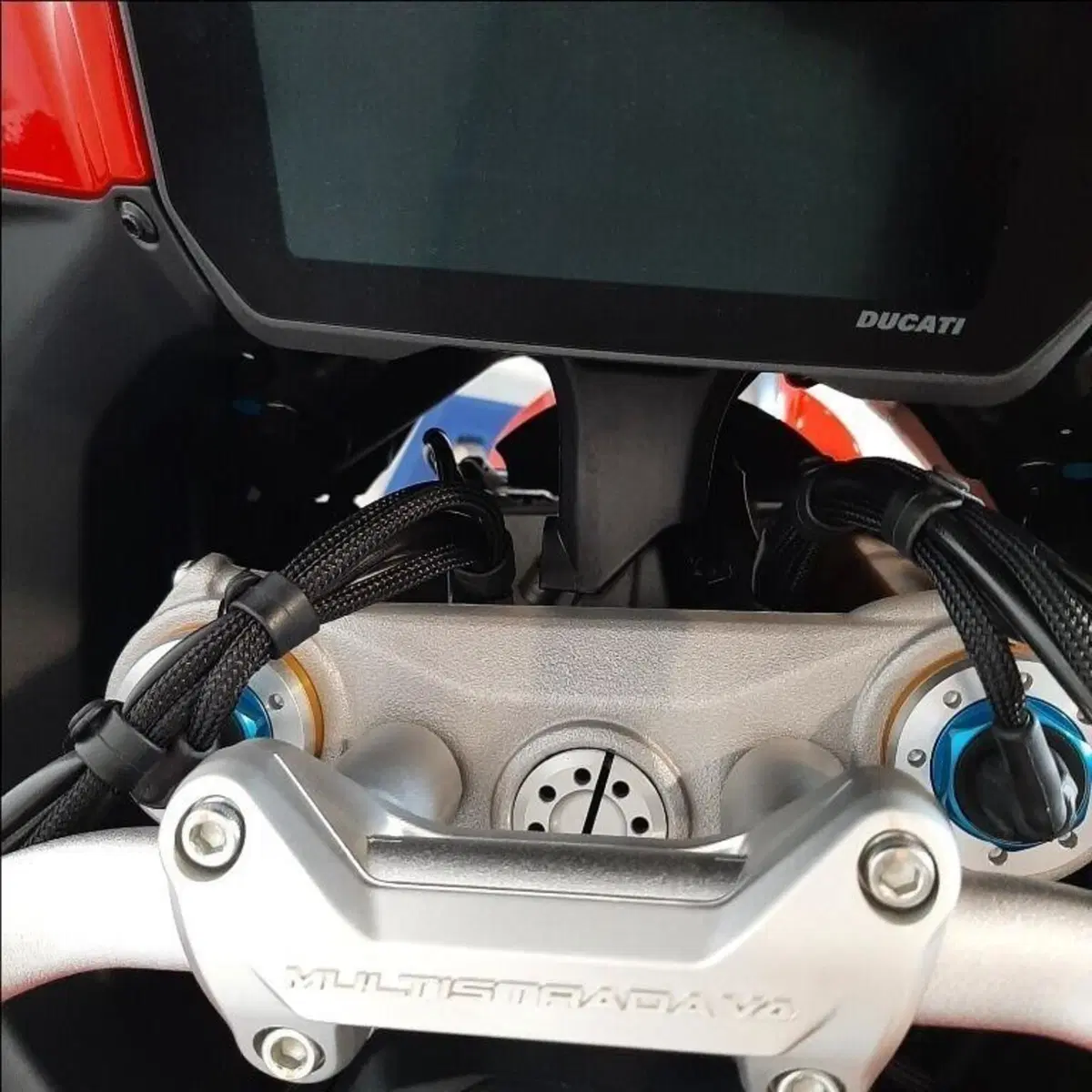 Ducati Multistrada V4 Pikes Peak (2021 - 24) (16)