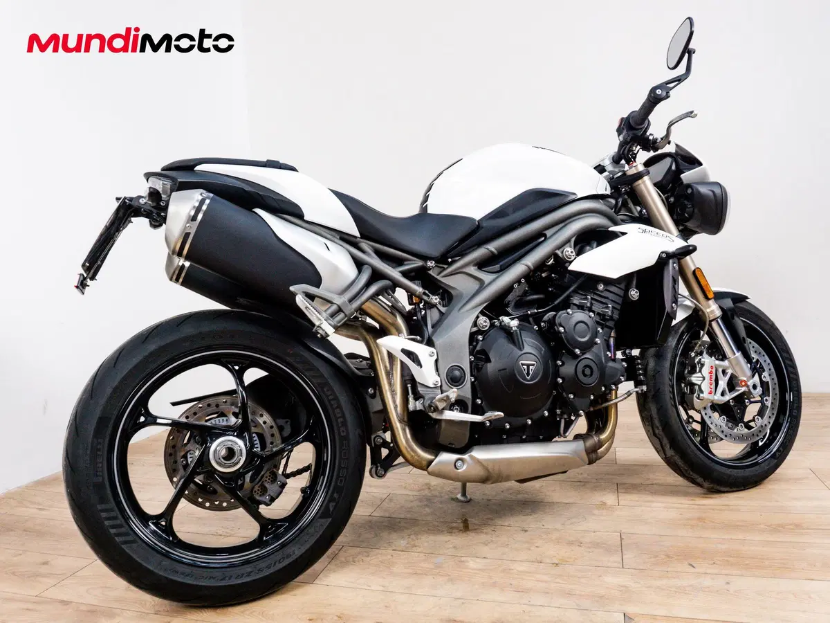 Triumph Speed Triple 1050 S ABS (2016 - 17) (3)