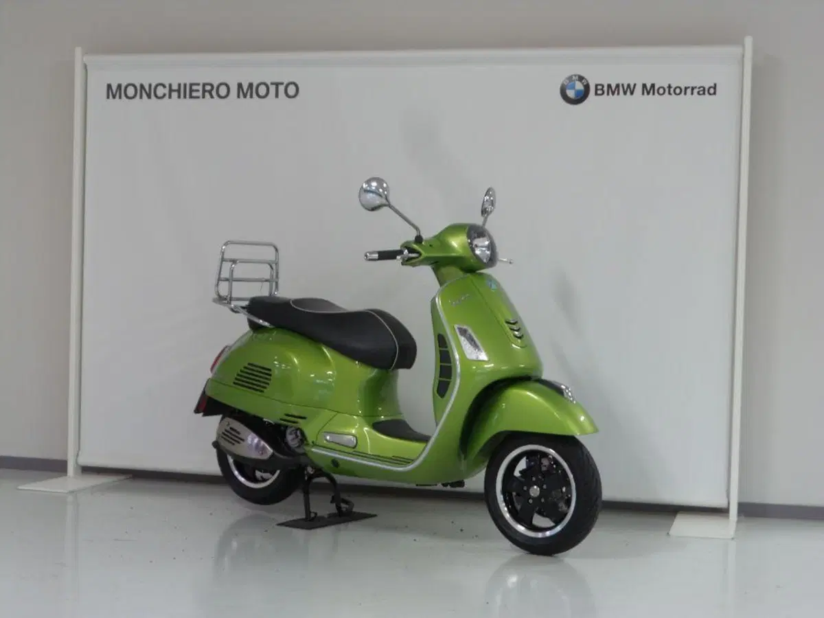 Vespa GTS 300 Super (2017 - 18)