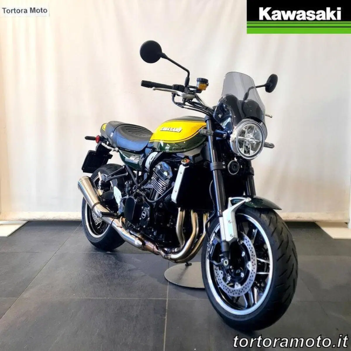 Kawasaki Z 900 RS (2022 - 25) (4)