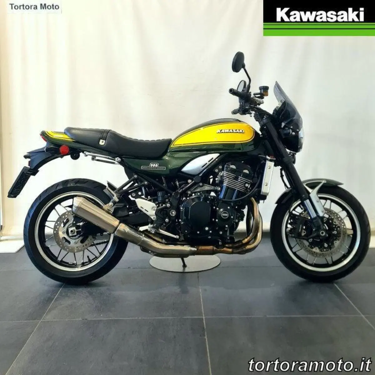 Kawasaki Z 900 RS (2022 - 25) (2)
