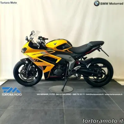 Triumph Daytona 660 (2024 - 26) usata