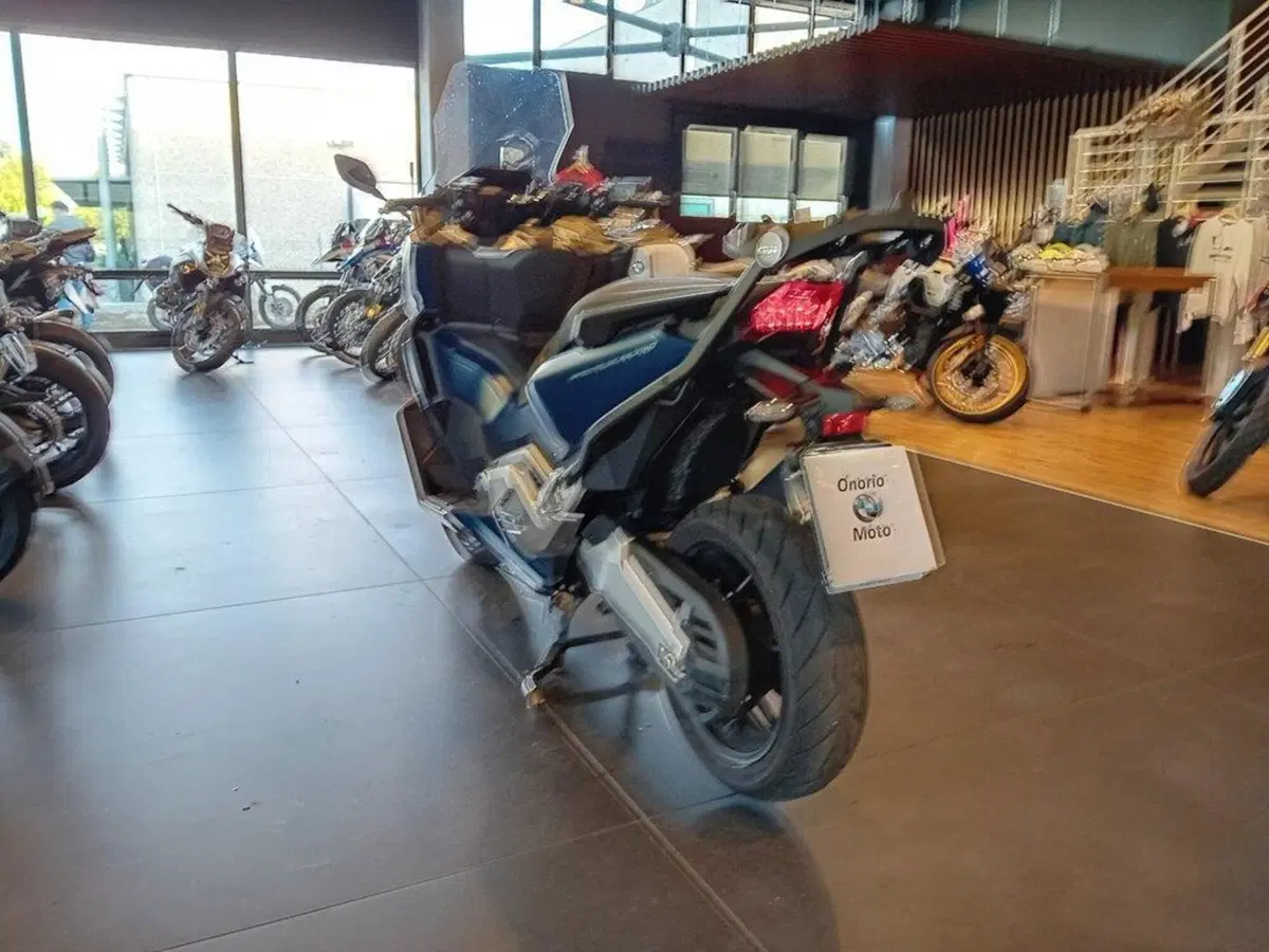 Honda Forza 750 DCT (2021 - 24) (6)