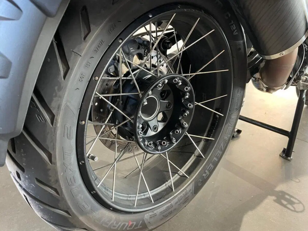 Bmw R 1250 GS (2021 - 24) (2)