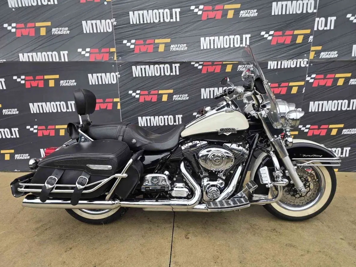 Harley-Davidson 103 Road King Classic (2011 - 13) - FLHRC