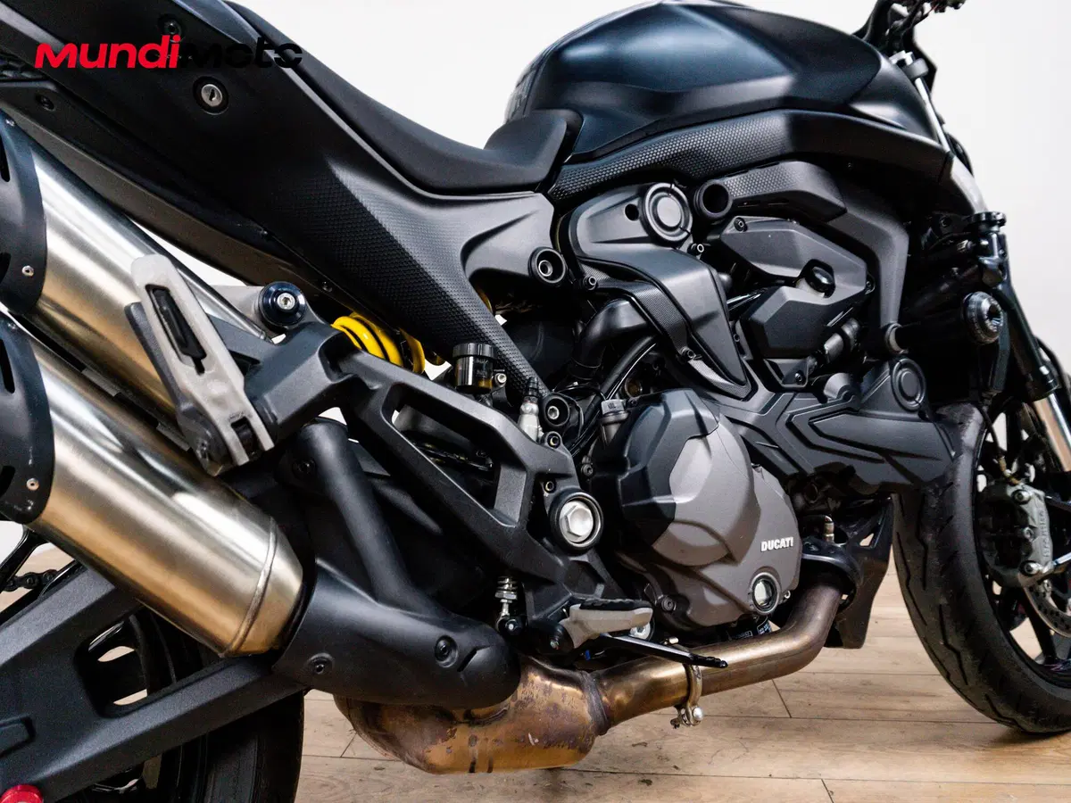 Ducati Monster 937 (2021 - 25) (4)