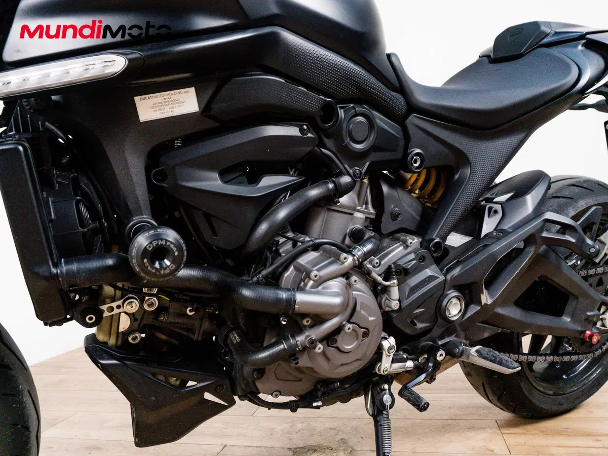 Ducati Monster 937 (2021 - 25) (9)