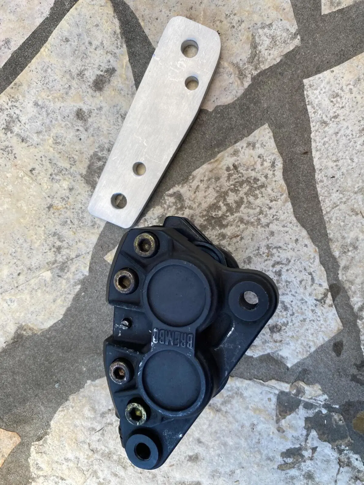 Pinza anteriore moto Guzzi TT 35 Brembo (2)