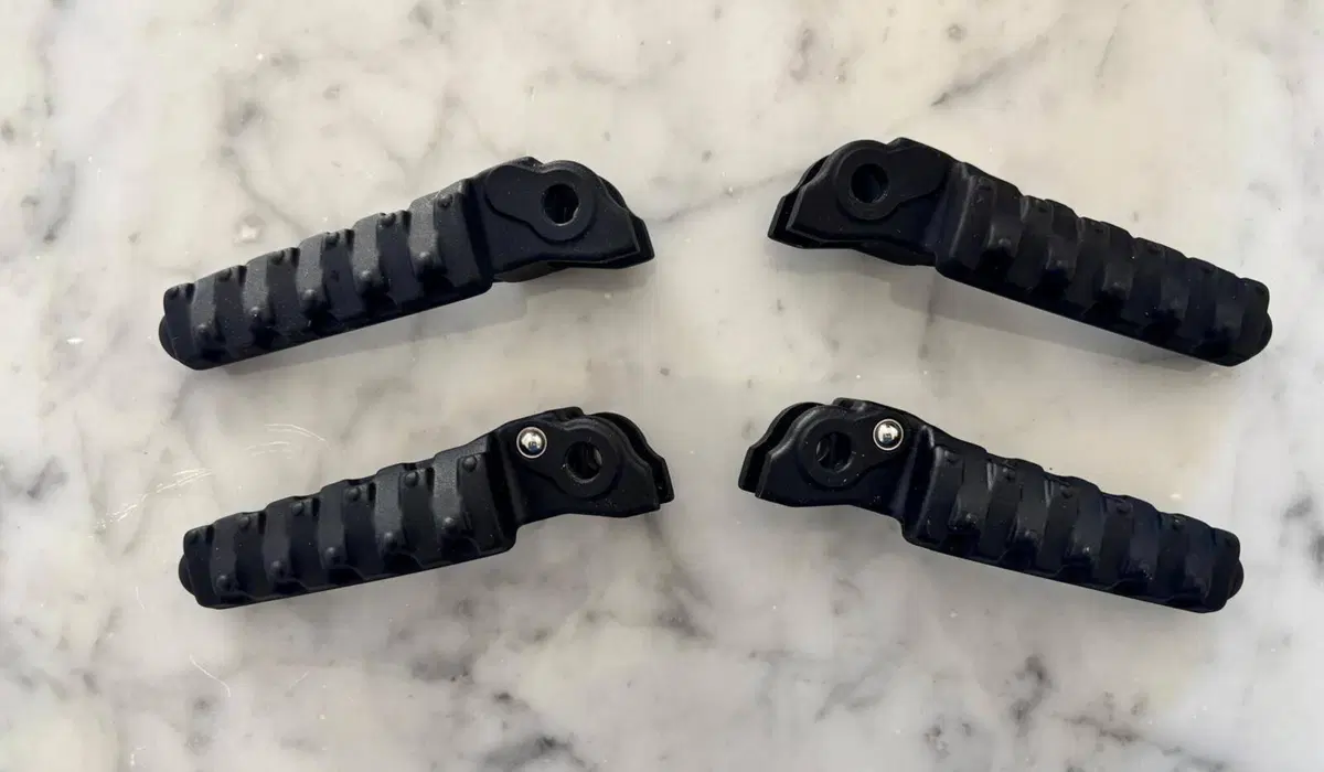 Set completo pedalini KTM Super Duke 1290 2014-201 (3)