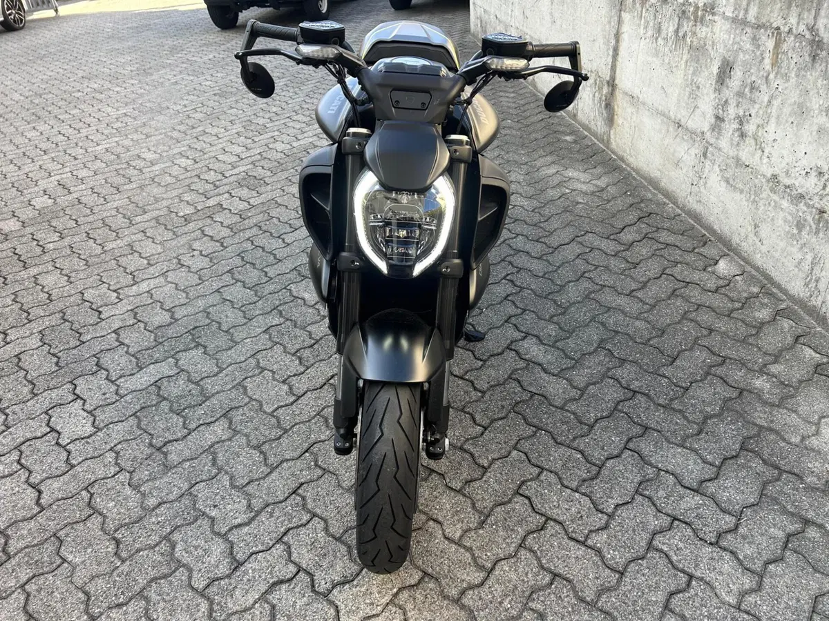 Ducati Diavel V4 (2023 - 26)