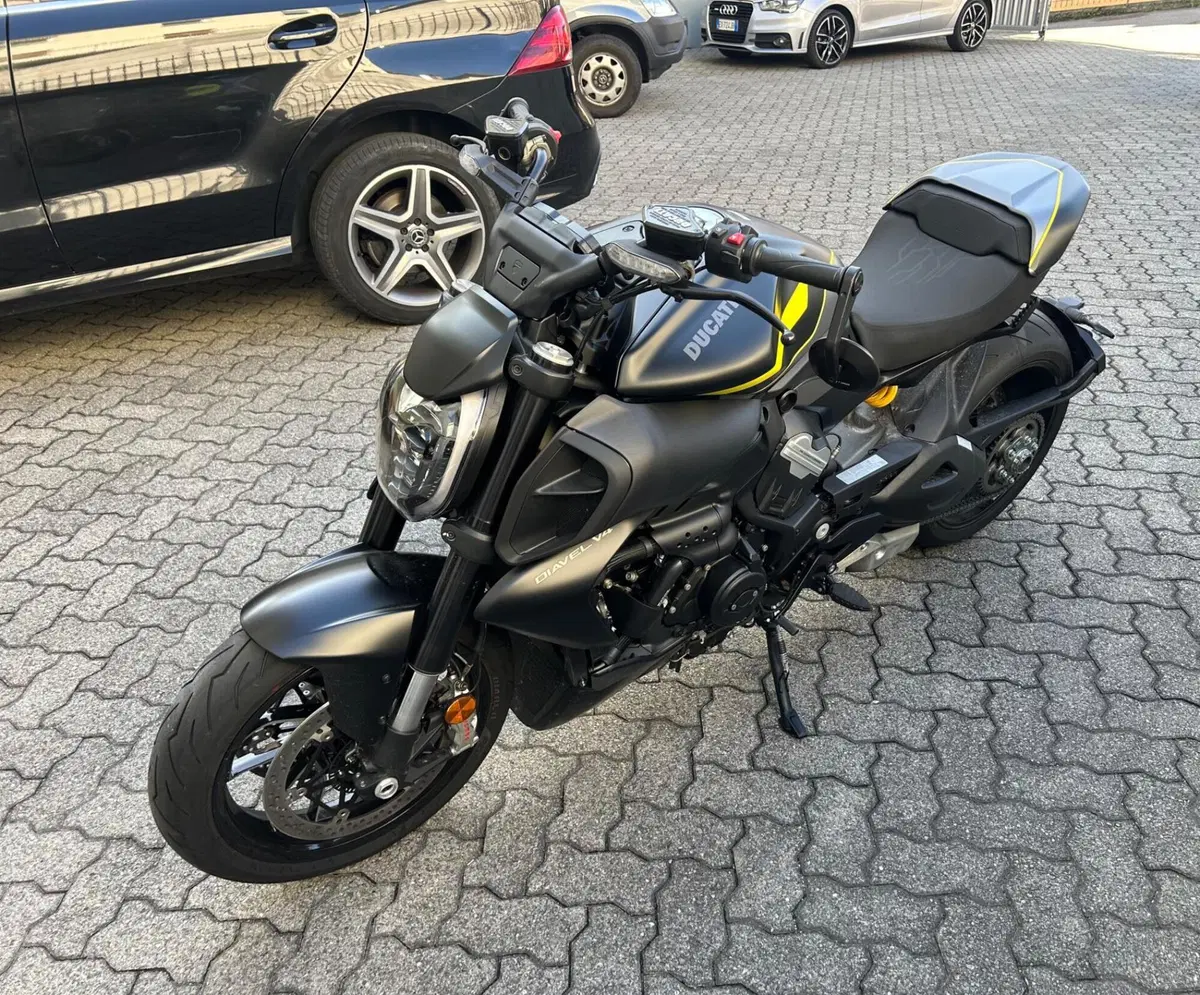 Ducati Diavel V4 (2023 - 26) (6)