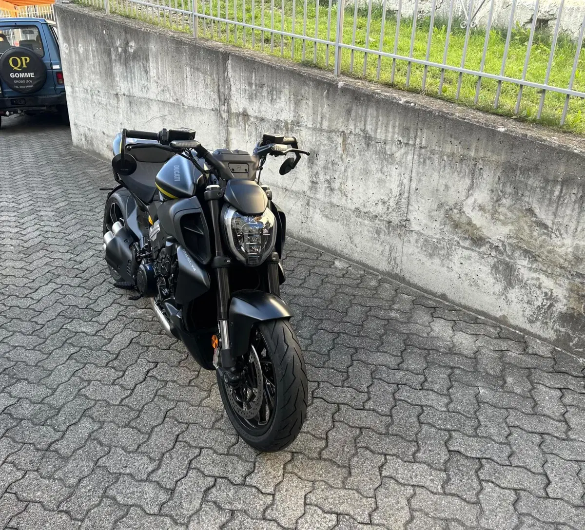 Ducati Diavel V4 (2023 - 26) (7)