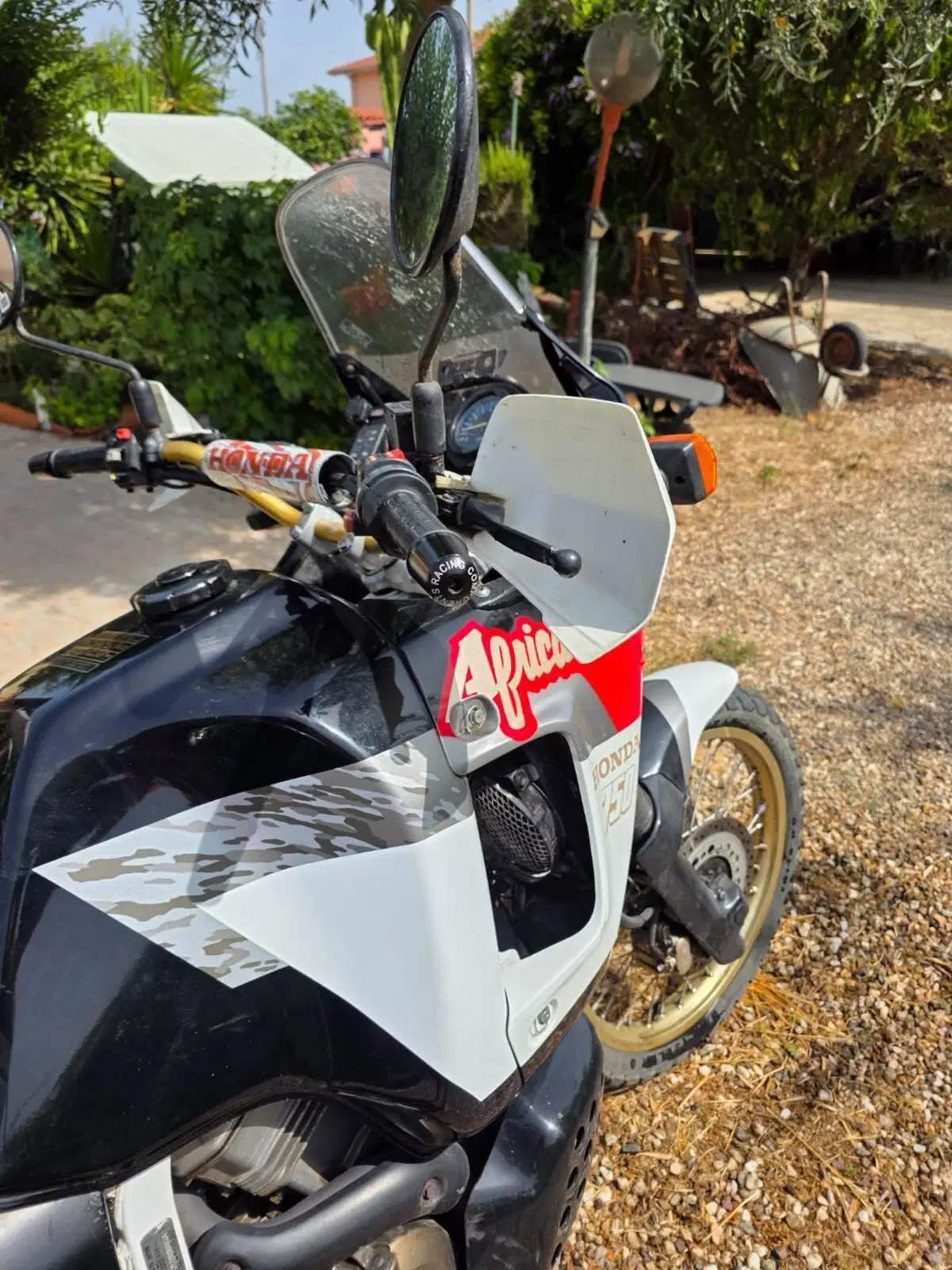 Honda Africa Twin xrv 750 (4)