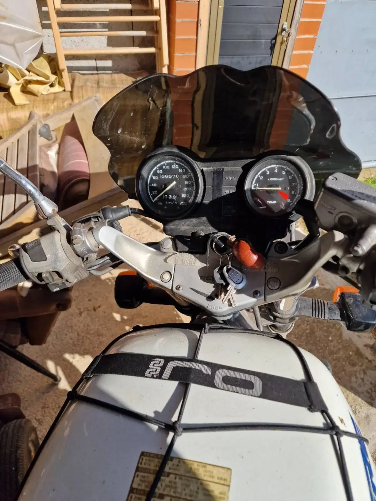 Honda NTV 650 (1988 - 01) (5)