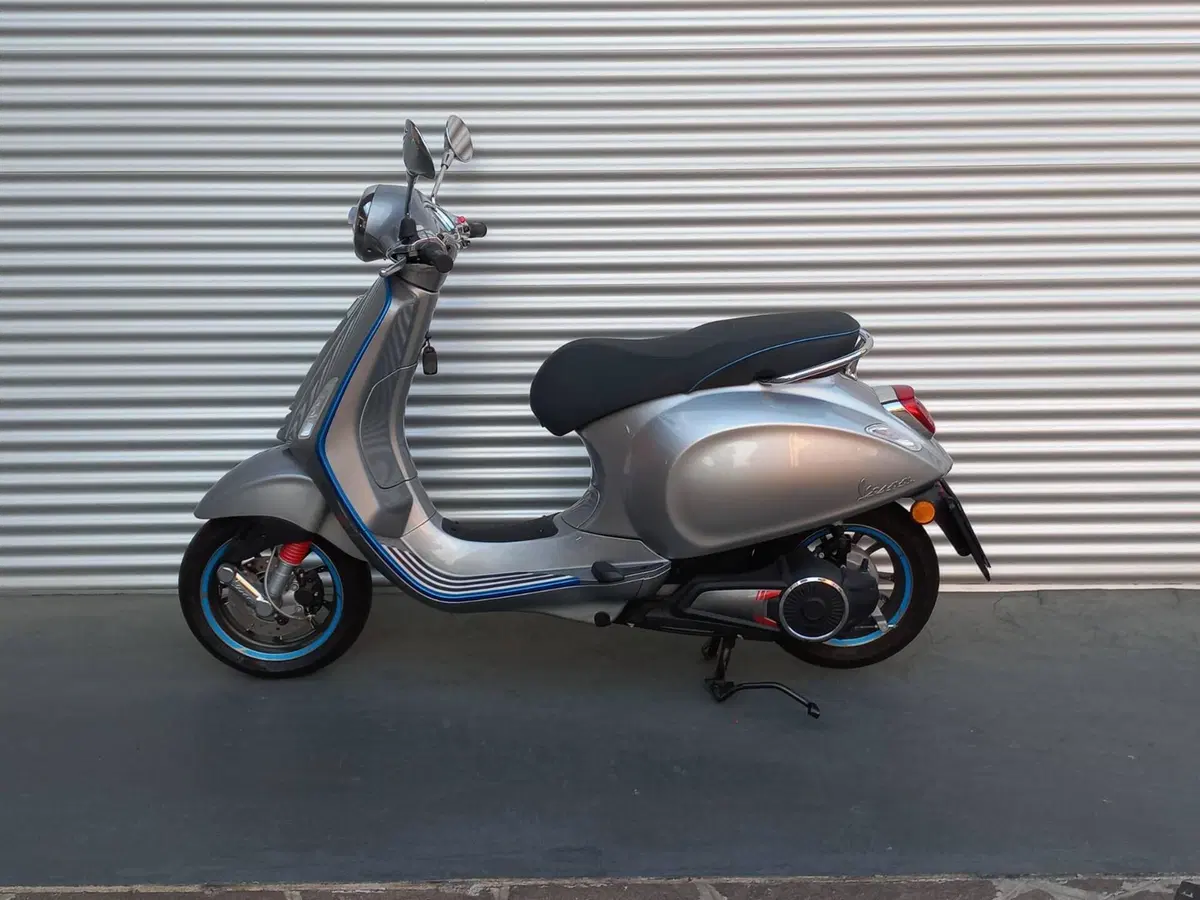 Vespa Vespa Elettrica 70 (2020 - 24) (5)
