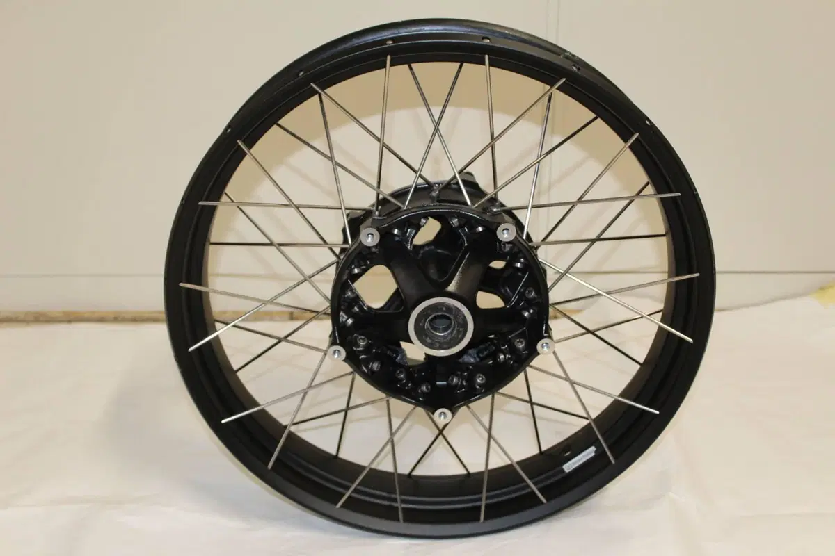 CERCHIO ANTERIORE BMW GS DAL 2013 (5)