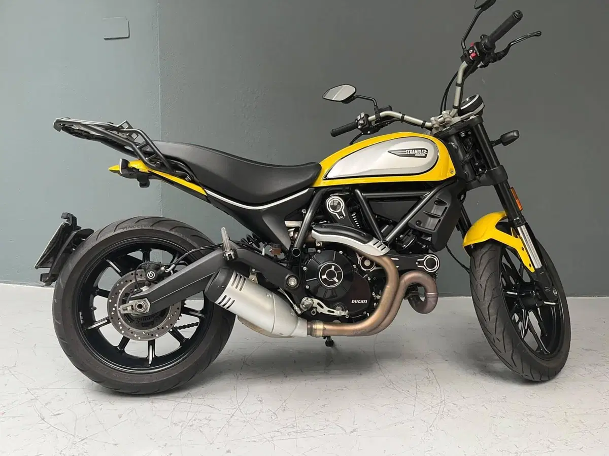 Ducati Scrambler 800 Icon (2021 - 22) (2)