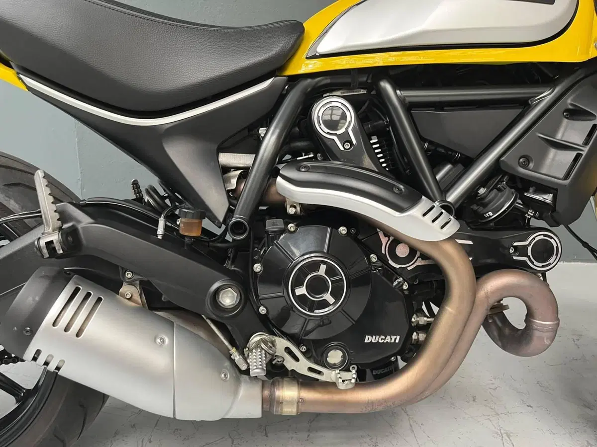 Ducati Scrambler 800 Icon (2021 - 22) (6)