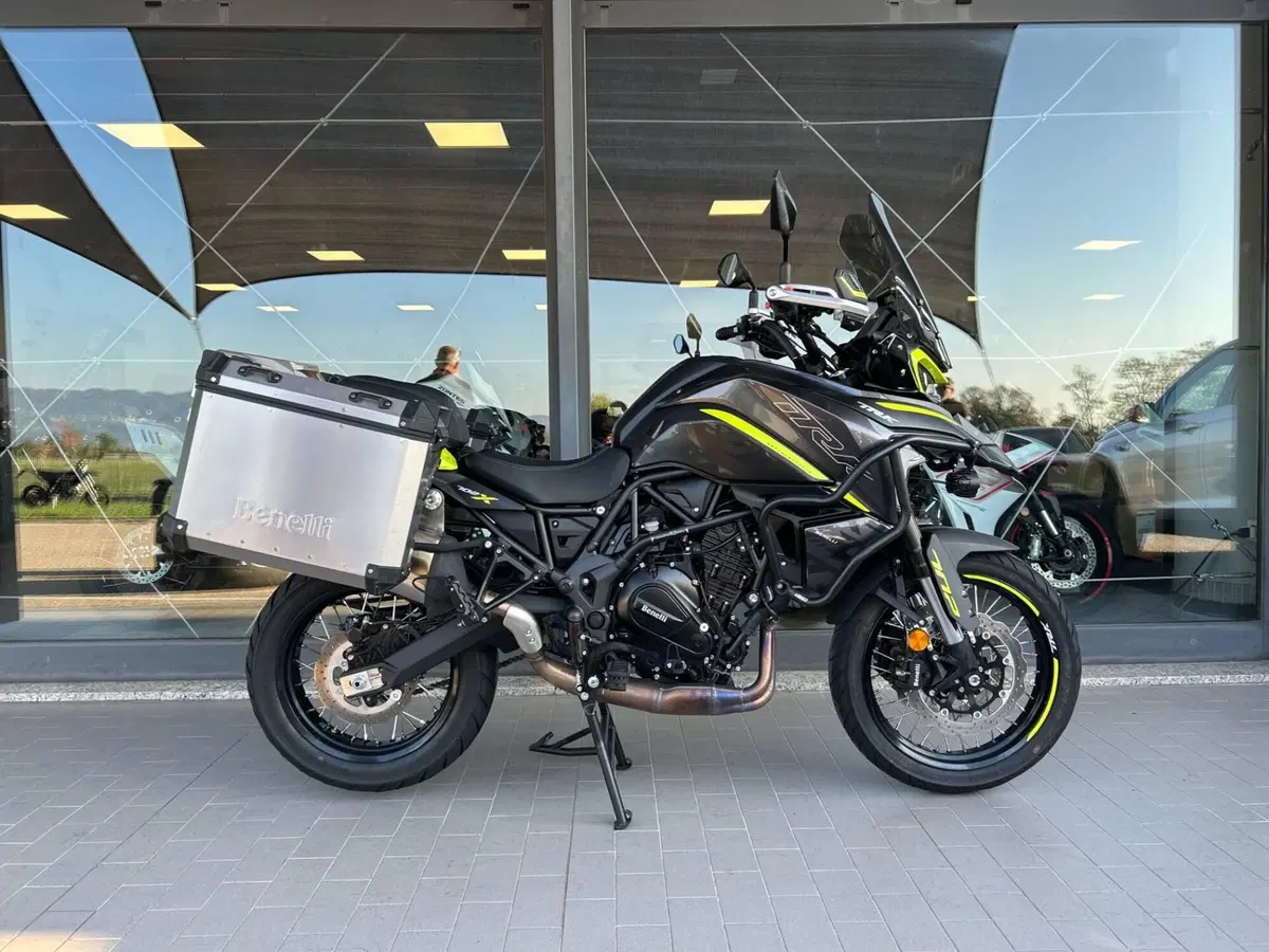 Benelli TRK 702X (2023 - 25) (2)