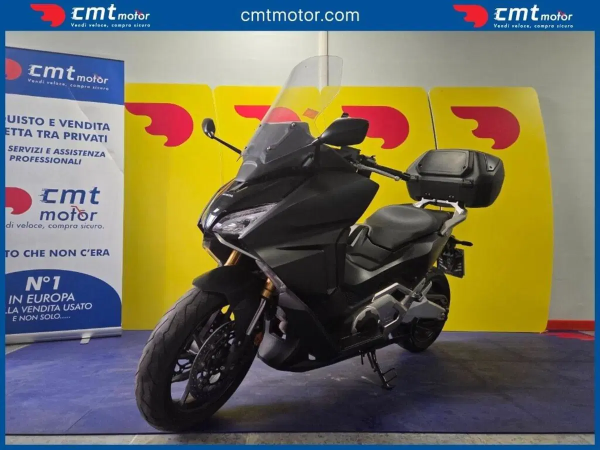 Honda Forza 750 DCT Urban (2021 - 24) (2)