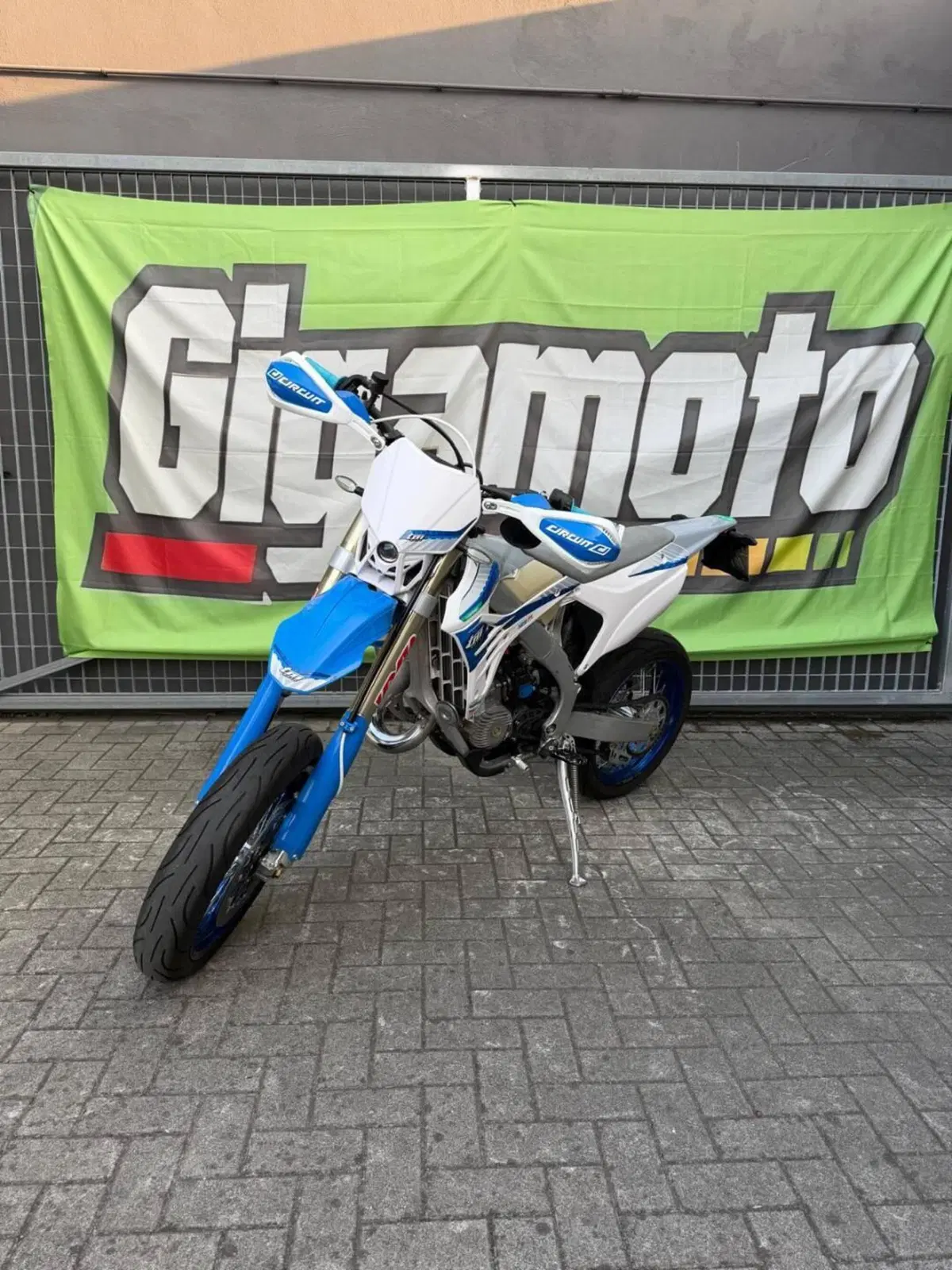 Tm Moto SMR 125 Fi 2T (2024) (3)