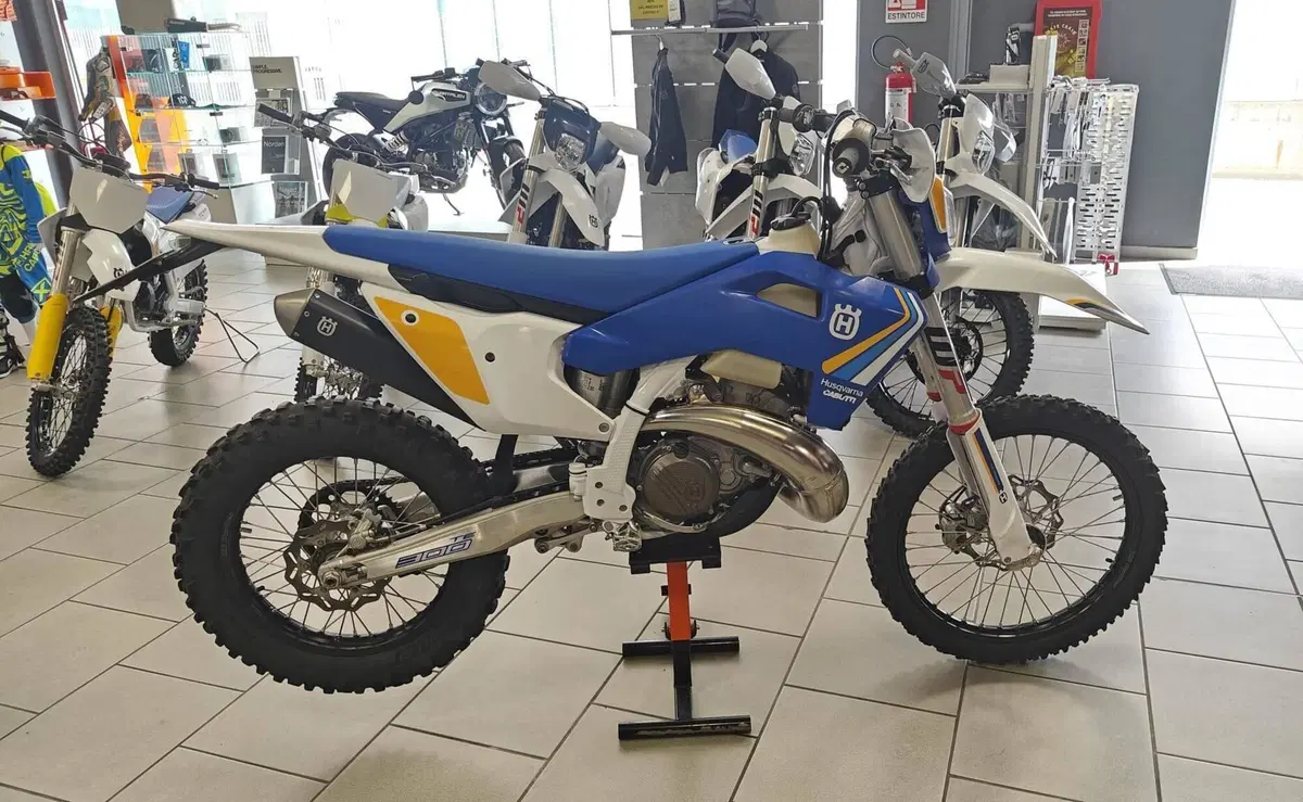 Husqvarna TE 300 Heritage (2025)