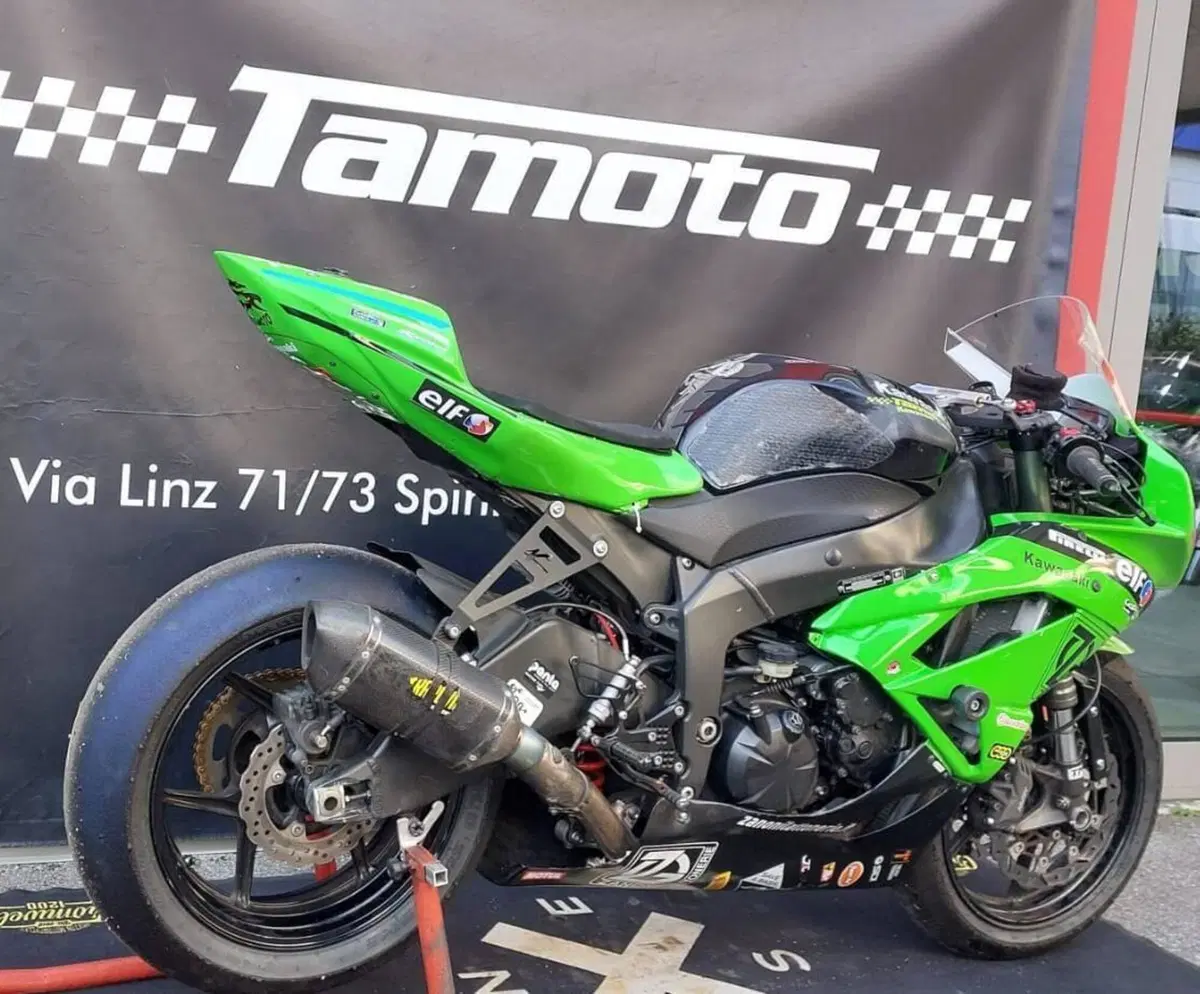 Kawasaki Ninja 600 ZX-6R (2009 - 16) (3)