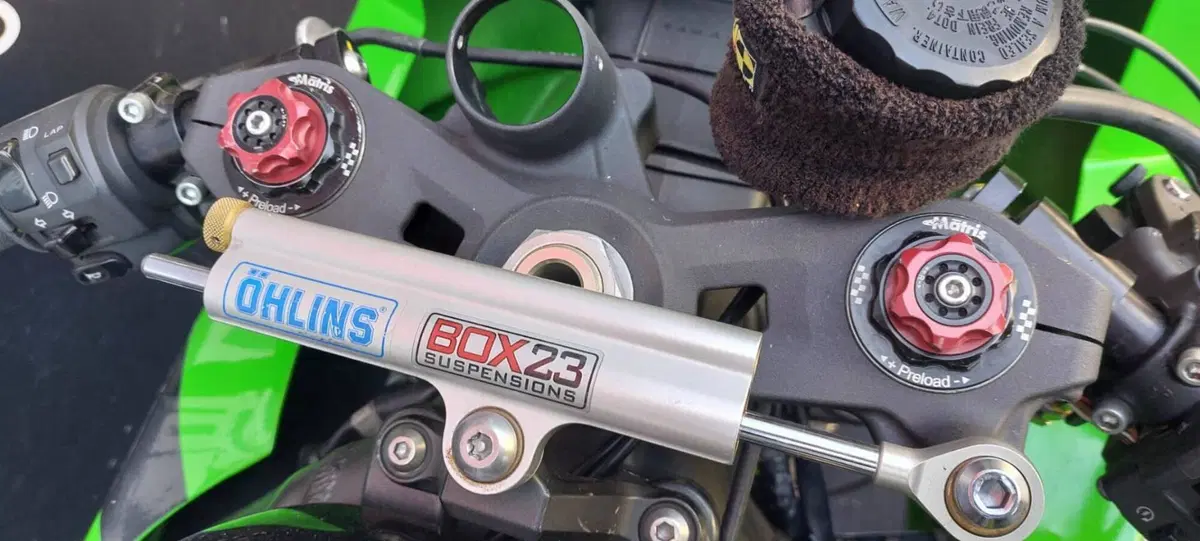 Kawasaki Ninja 600 ZX-6R (2009 - 16) (4)