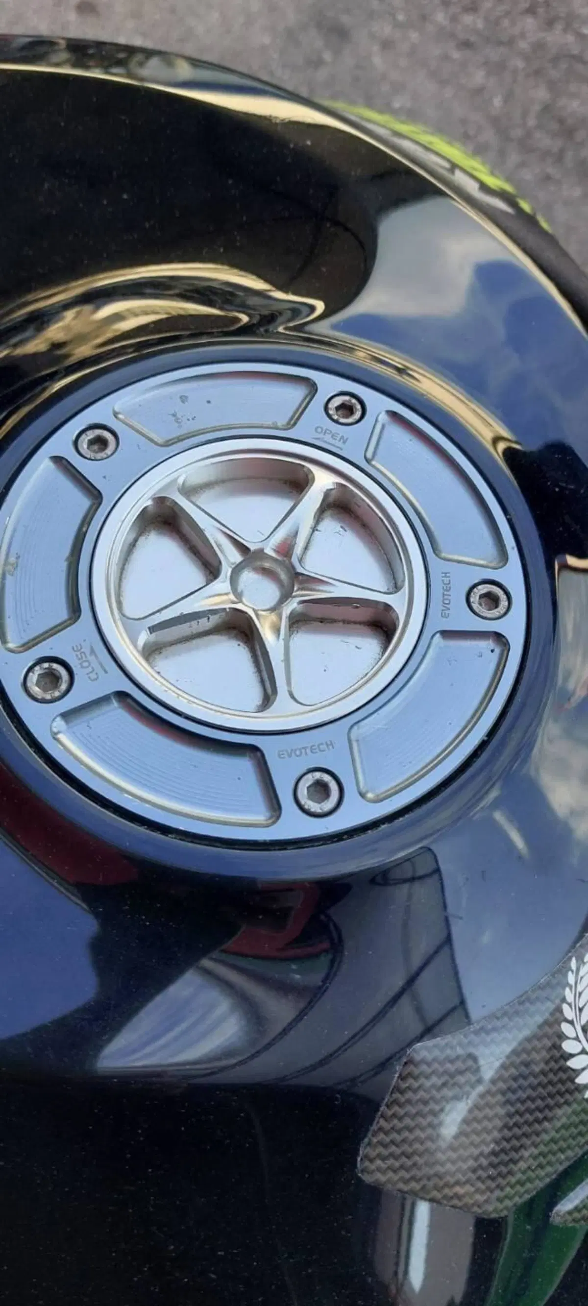 Kawasaki Ninja 600 ZX-6R (2009 - 16) (7)