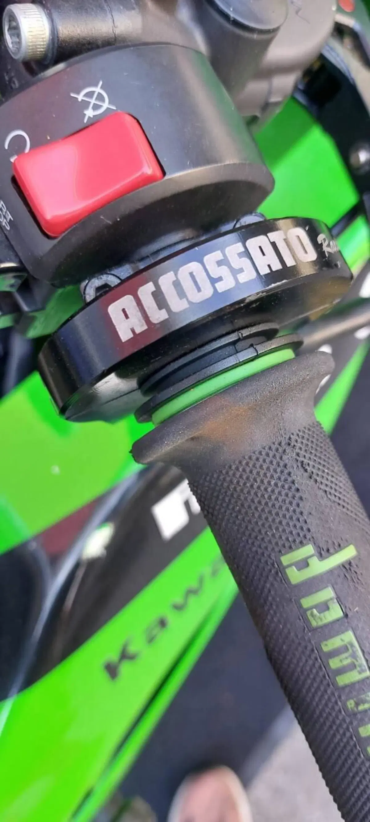 Kawasaki Ninja 600 ZX-6R (2009 - 16) (8)