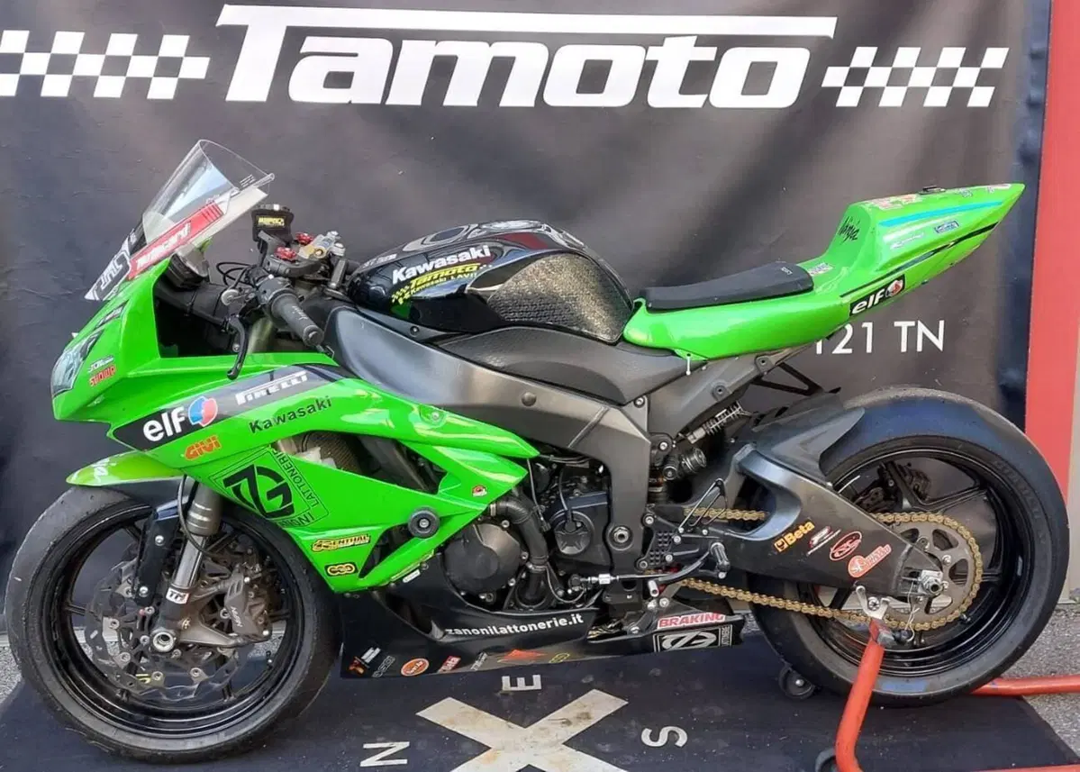 Kawasaki Ninja 600 ZX-6R (2009 - 16) (9)