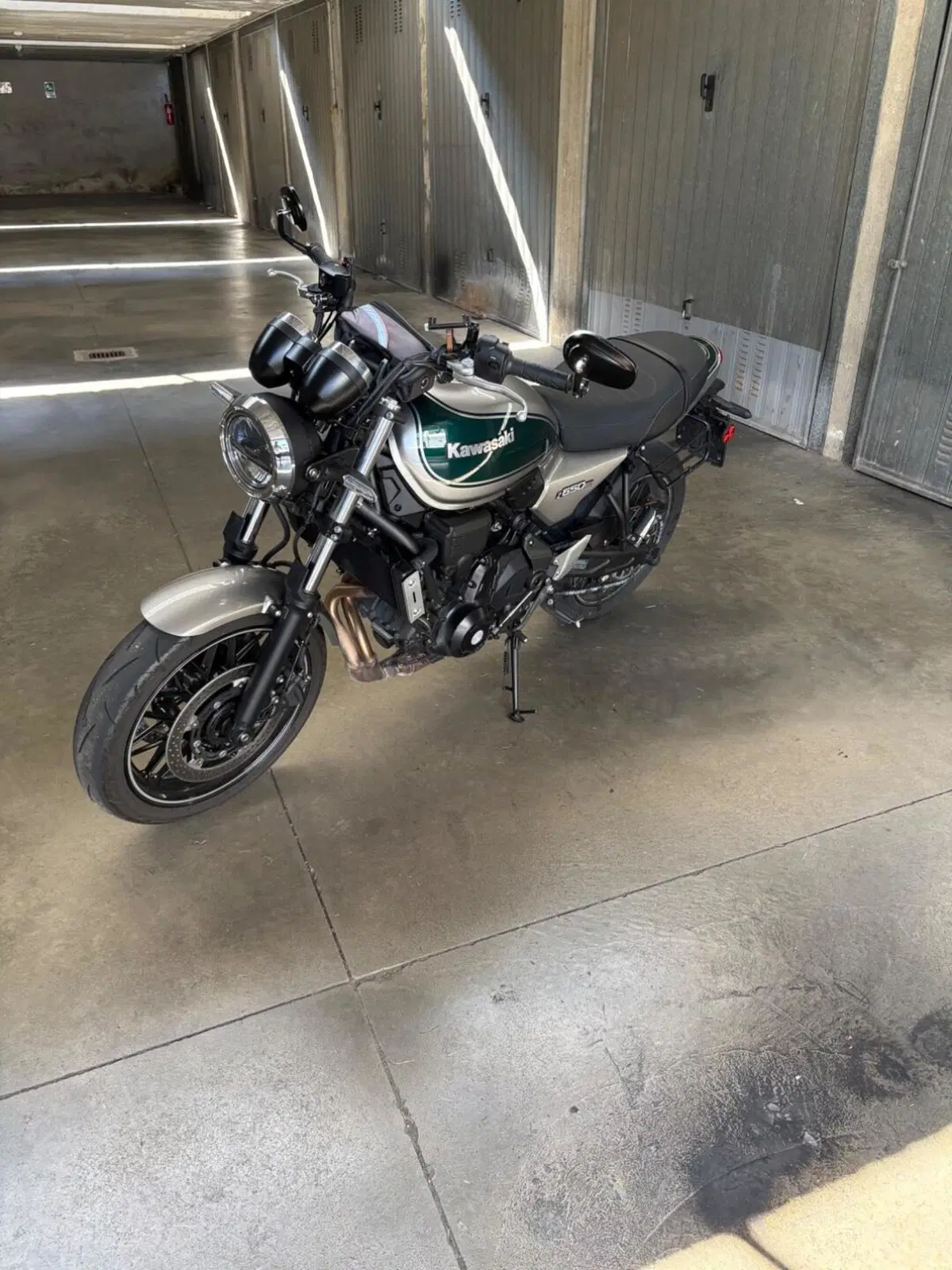 Kawasaki Z 650 RS (2022 - 24)