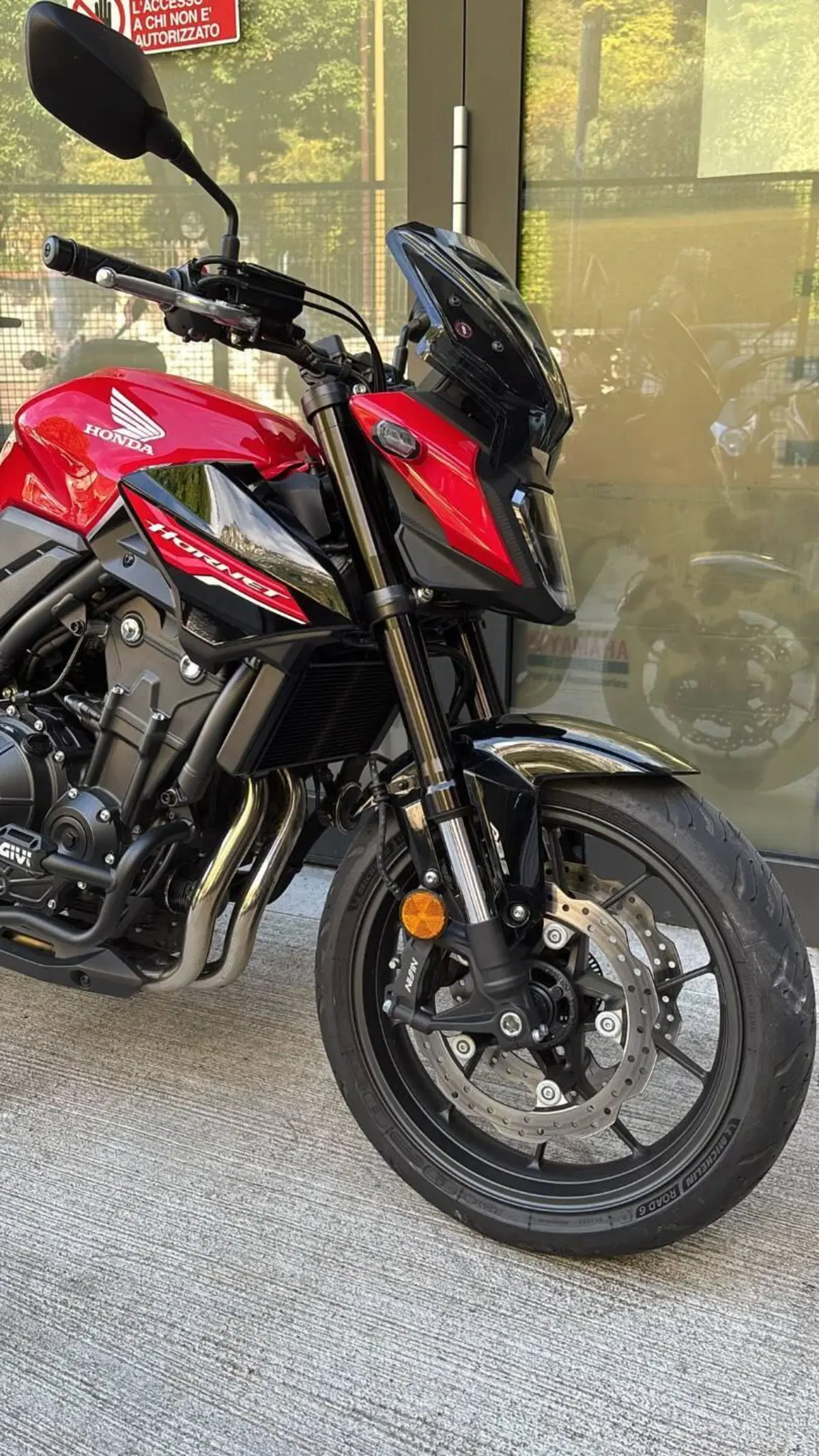 Honda CB 500 Hornet (2024 - 25) (9)