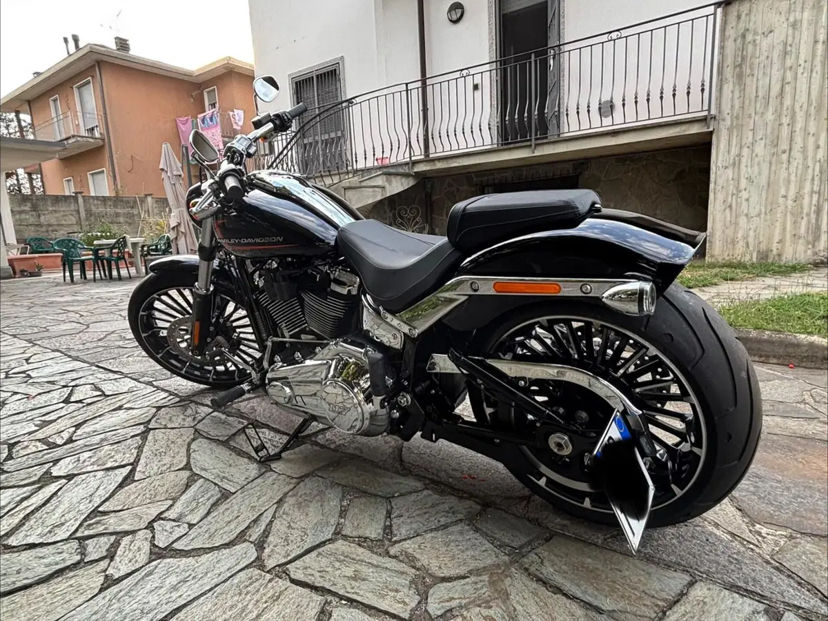 Harley-Davidson Breakout 117 (2023 - 24) (4)