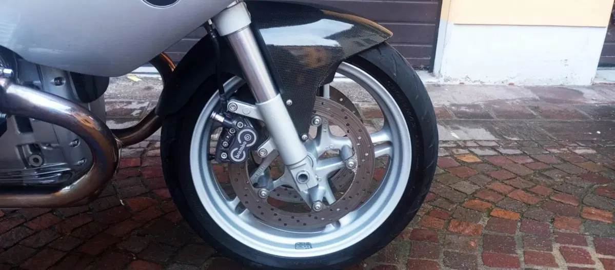 Bmw R 1100 S (4)