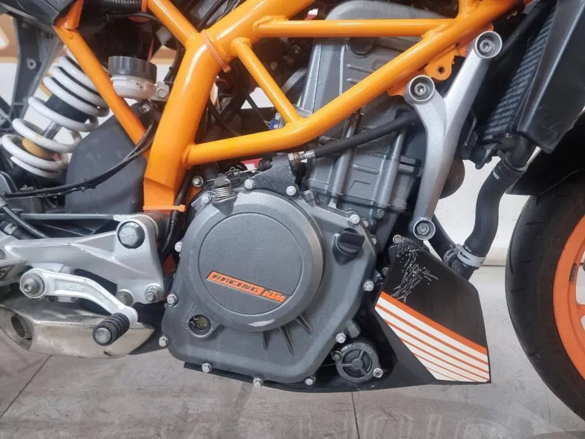 KTM 390 Duke ABS (2012 - 16) (6)
