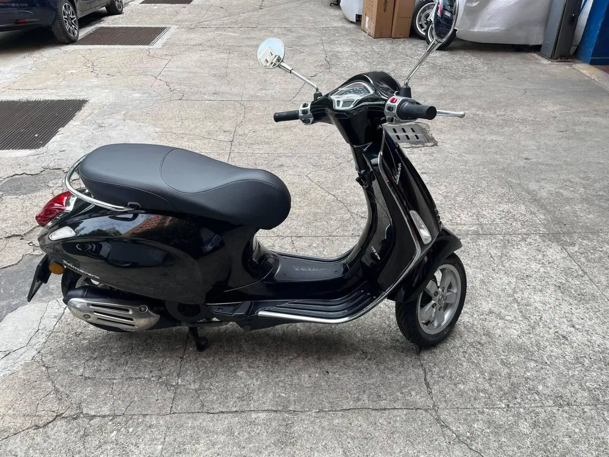 Vespa Primavera 125 3V i-get ABS (2017 - 18) (3)