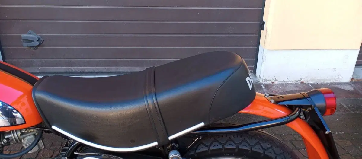 Ducati SCRAMBLER 350 (16)