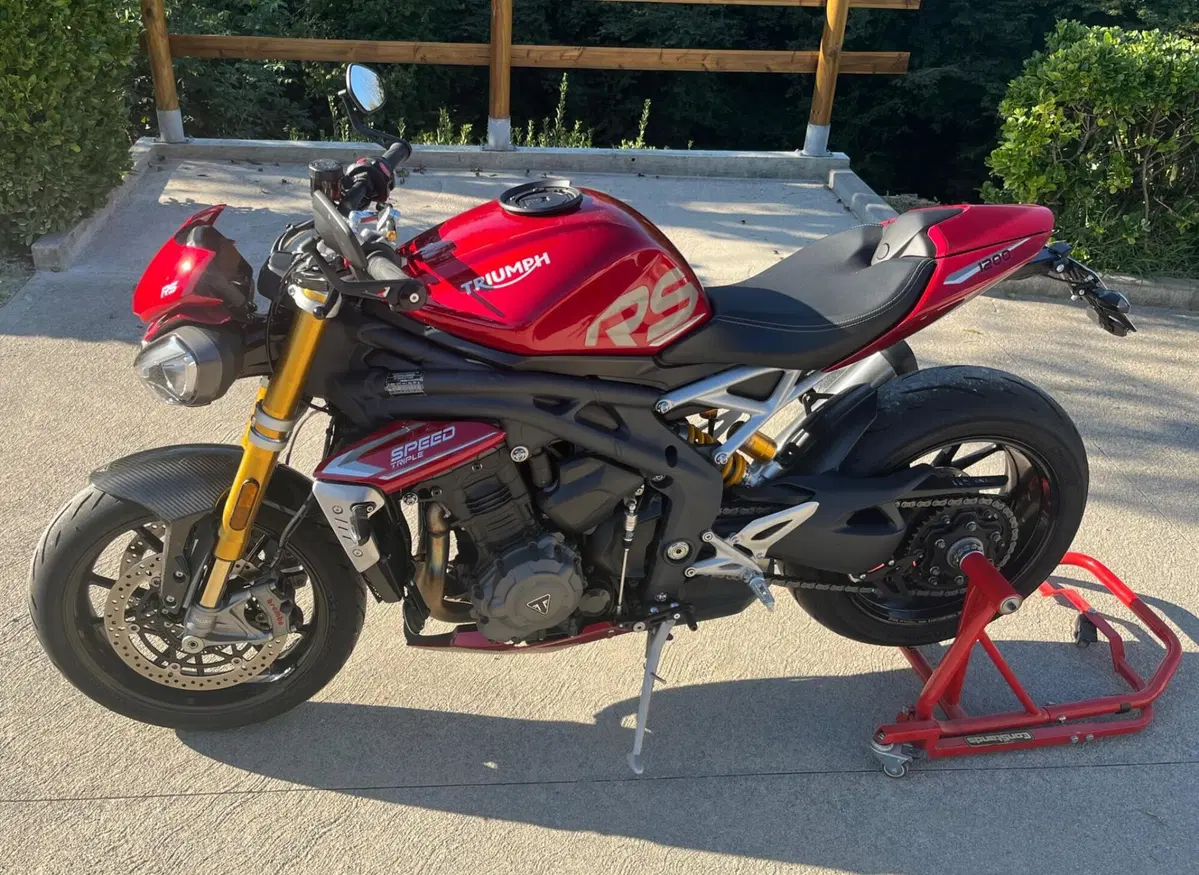 Triumph Speed Triple 1200 RS (2021 - 24) (2)