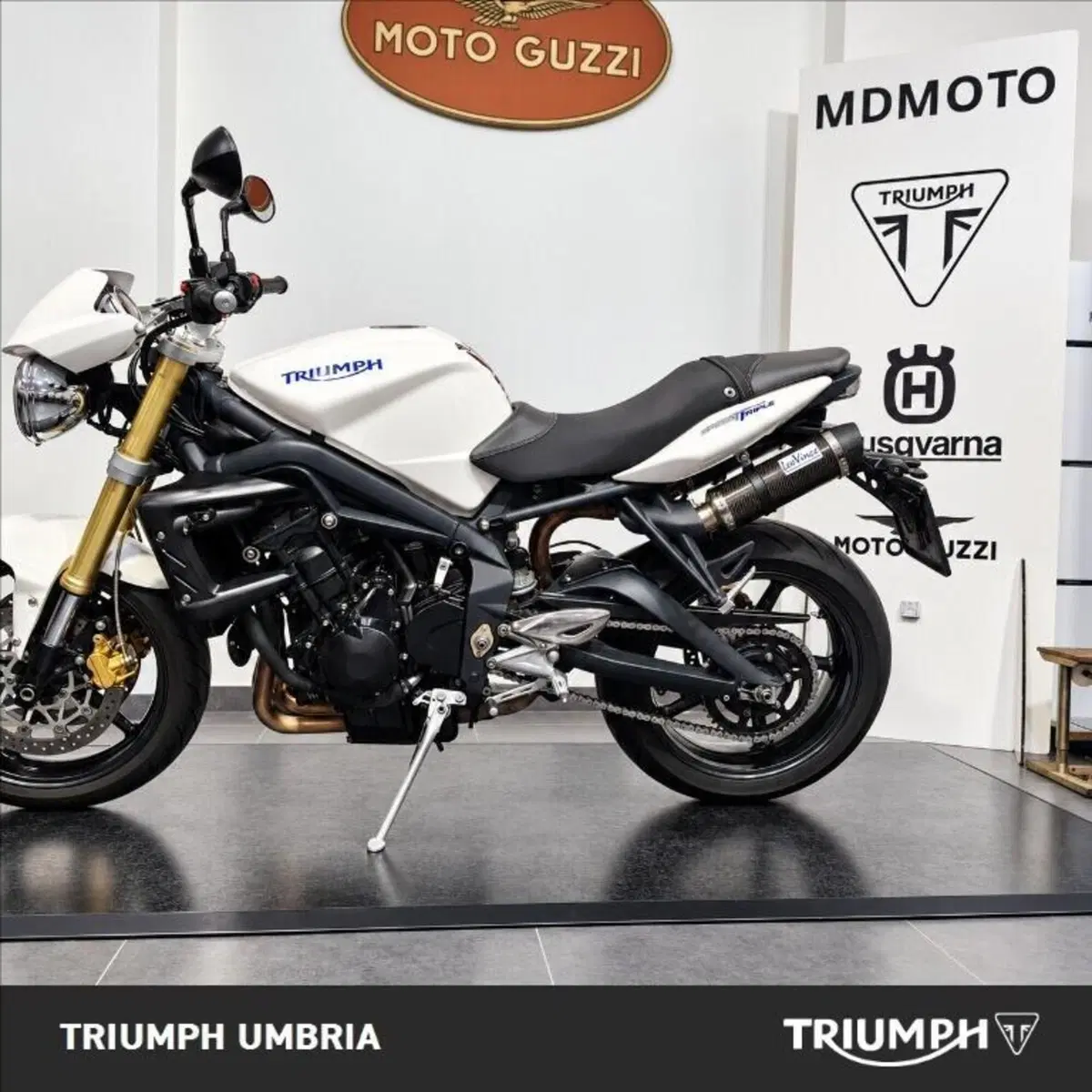 Triumph Street Triple (2007 - 12) (5)